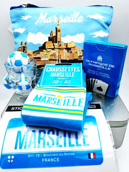 la pochette blanc bleu Marseillaise