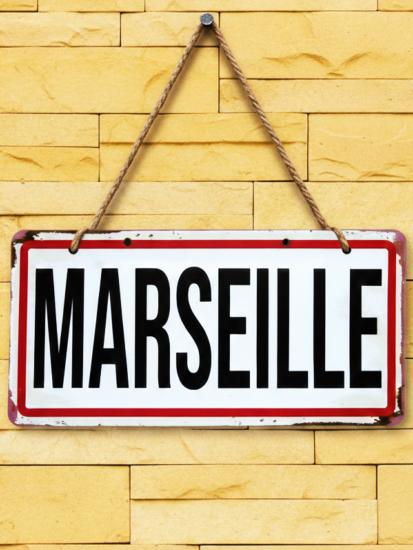 la plaque en fer Marseille 30cm
